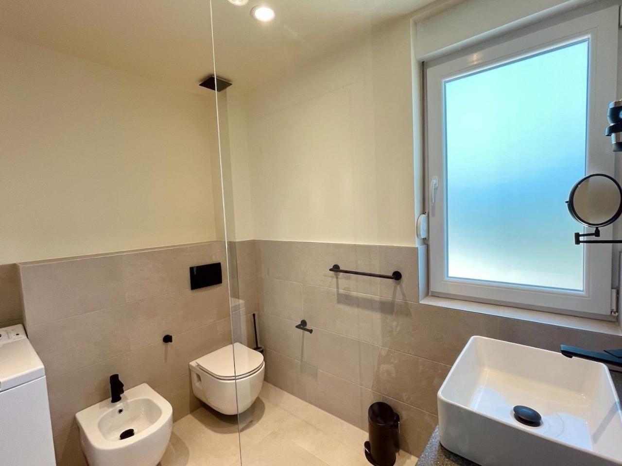 Ferienwohnung Mit Beheiztem Pool, 60 M Vom Strand Maslenica Exterior photo